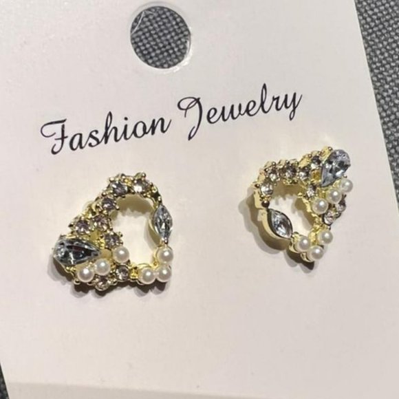 Korean Style Earrings "hearts" - Picture 2 of 5